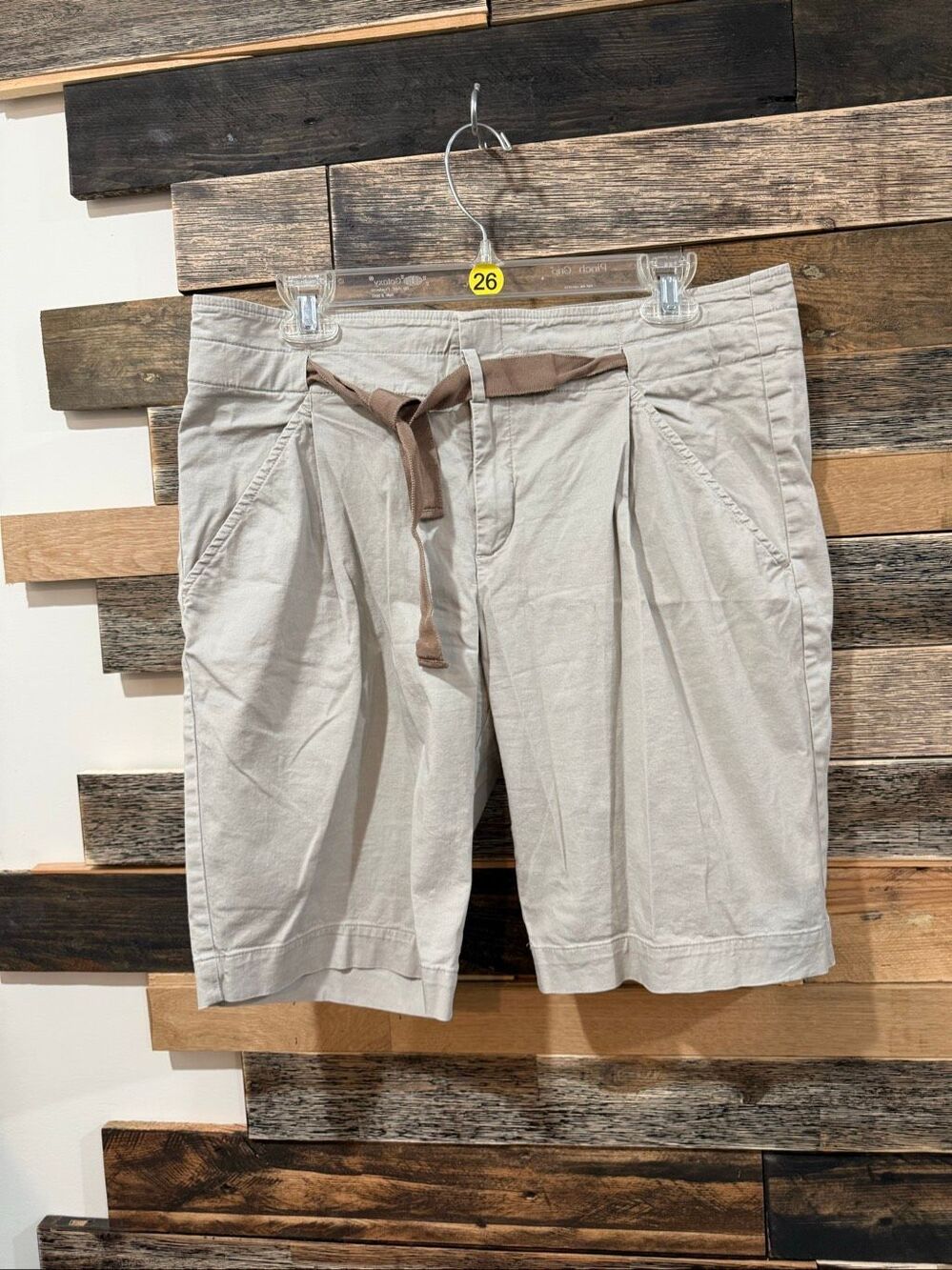 Vince shorts sz 10